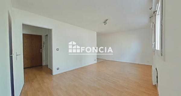 Location Studio 30.35 m² - Livry-gargan 93190