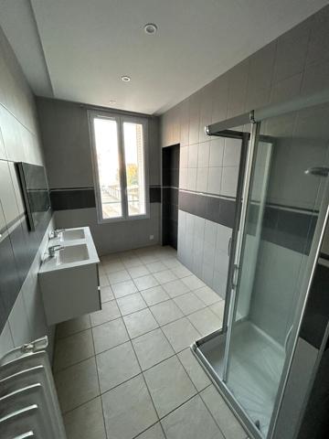 Maison Vitry Sur Seine 5 pièce(s) 109.66 m2