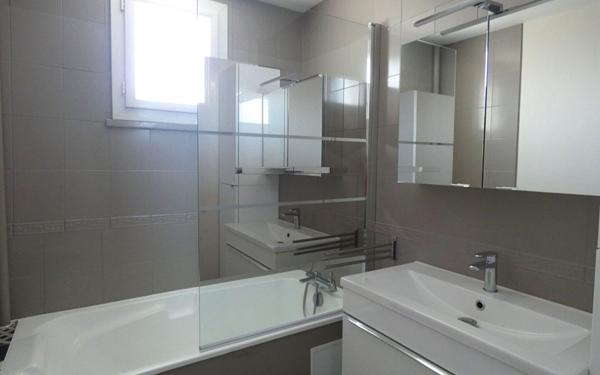 Appartement à louer    3 pièces •  Saint-Jean-de-la-Ruelle