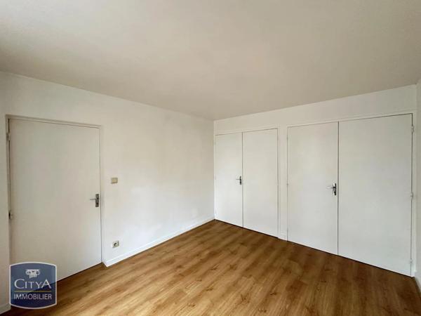 Appartement à louer 2 pièces 45.75m² Mâcon (71000)