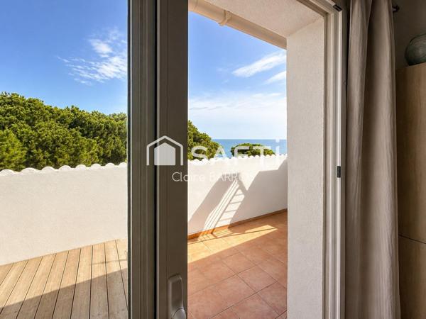T2 avec vue mer et montagne, piscine, plage privée