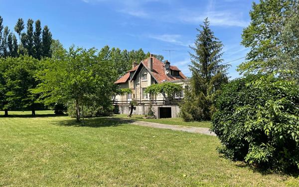 Maison à vendre    8 pièces •  Castelnaudary