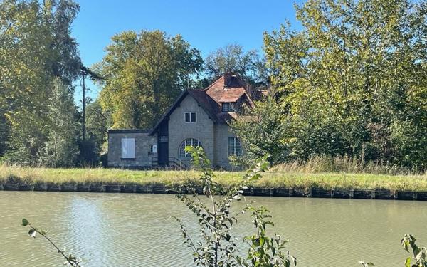 Maison à vendre    8 pièces •  Castelnaudary