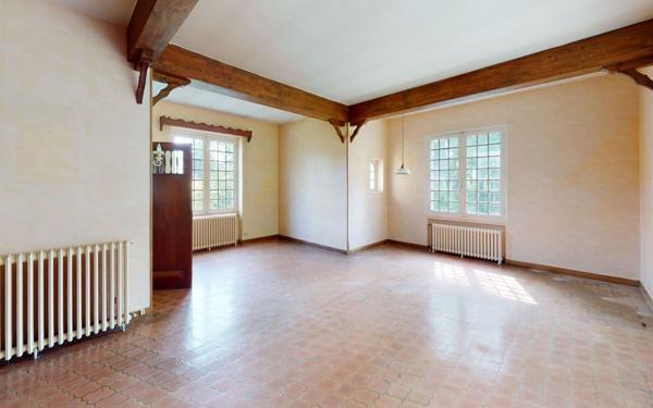 Maison à vendre    8 pièces •  Castelnaudary