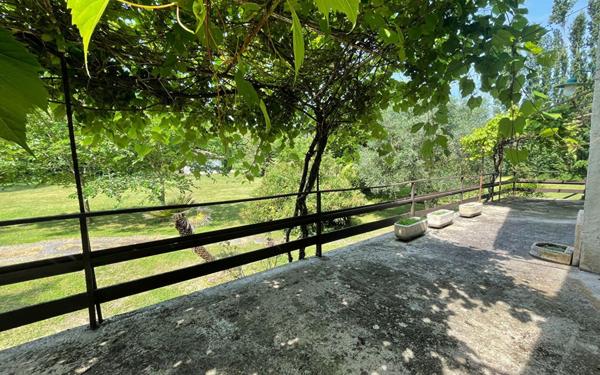 Maison à vendre    8 pièces •  Castelnaudary