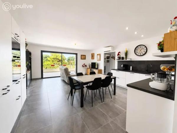 APPARTEMENT DERNIER ÉTAGE T3 SANS VIS À VIS