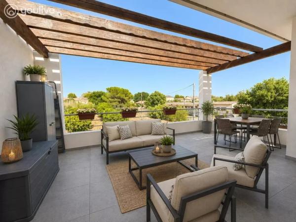 APPARTEMENT DERNIER ÉTAGE T3 SANS VIS À VIS