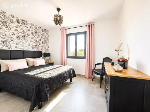 APPARTEMENT DERNIER ÉTAGE T3 SANS VIS À VIS
