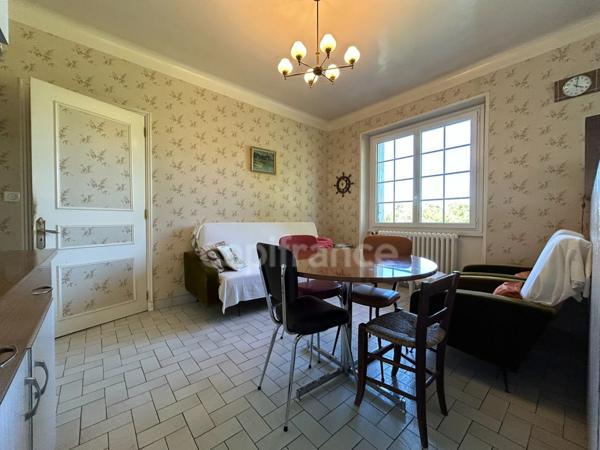 Maison à vendre 7 pièces THIVIERS (24)252m² sur plus de 5000m² de terrain