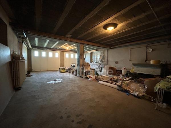 Maison à vendre 7 pièces THIVIERS (24)252m² sur plus de 5000m² de terrain