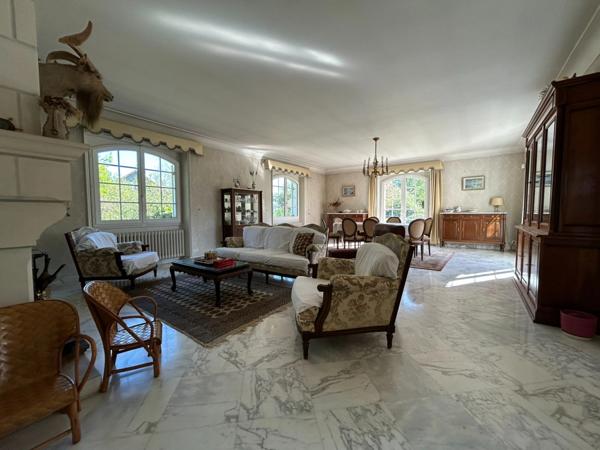 Maison à vendre 7 pièces THIVIERS (24)252m² sur plus de 5000m² de terrain