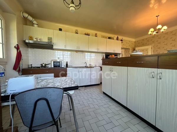 Maison à vendre 7 pièces THIVIERS (24)252m² sur plus de 5000m² de terrain