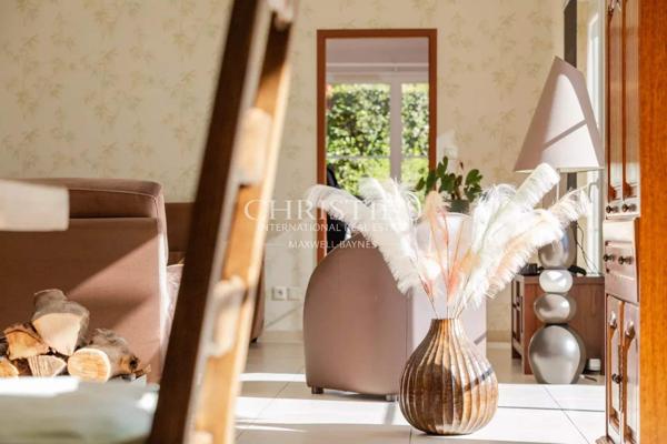 Belle Maison Familiale avec Piscine construite en 2012