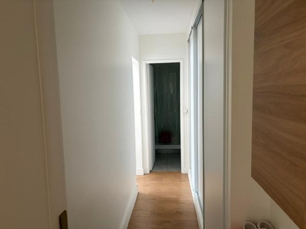Parking + appartement + annexe