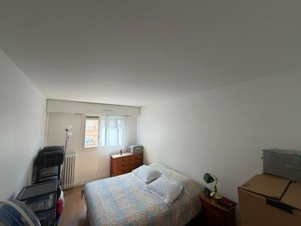 Parking + appartement + annexe