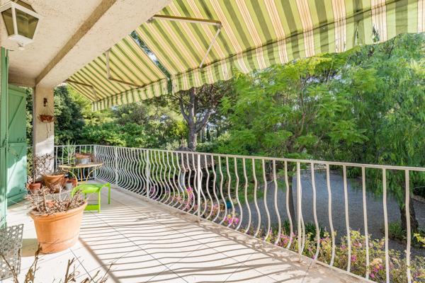 VILLA T5 - 117M2 - GARAGE - JARDIN 1045M2