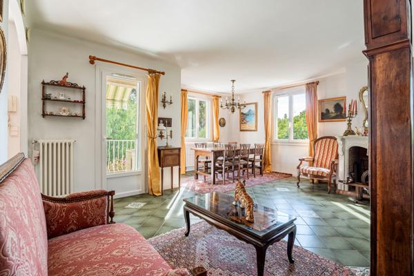 VILLA T5 - 117M2 - GARAGE - JARDIN 1045M2