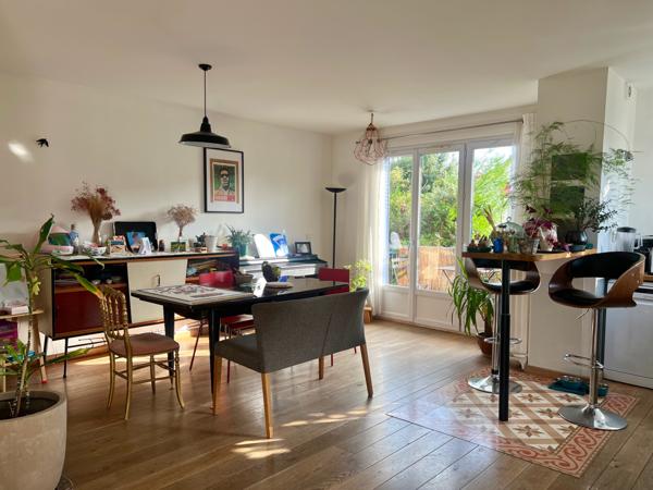 Montreuil (93100) Maison, jardin, terrasse et balcons à côté du Métro (L11) !