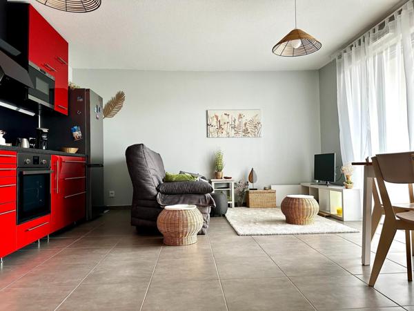 Appartement 3 pièces avec terrasse et parking