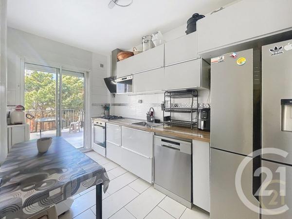 Maison à vendre  6 pièces - 160 m 2   BONDY  - 93