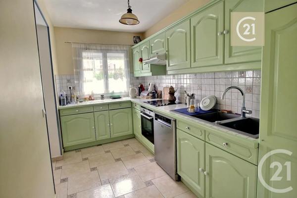 Maison à vendre  6 pièces - 118 m 2   VILLEMOMBLE  - 93
