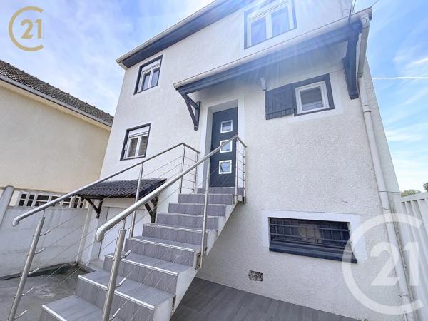Maison à vendre  6 pièces - 118 m 2   VILLEMOMBLE  - 93