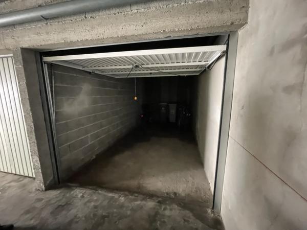 Centre ville Garage sécurisé Toutes les caractéristiques