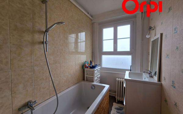 Maison à vendre    4 pièces •  Bernay