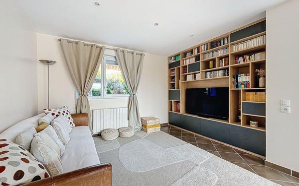 Maison à louer    4 pièces •  Vétraz-Monthoux