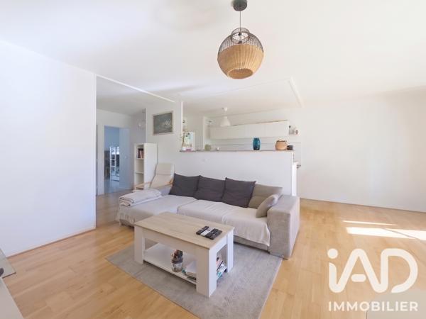 Appartement à vendre 3 pièces 62 m² Évry-Courcouronnes