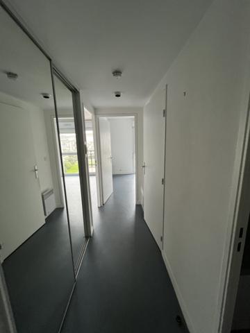 T2 avec place de stationnement La Rochelle quartier Les minimes