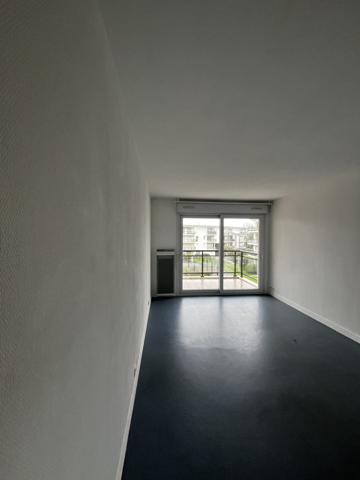 T2 avec place de stationnement La Rochelle quartier Les minimes