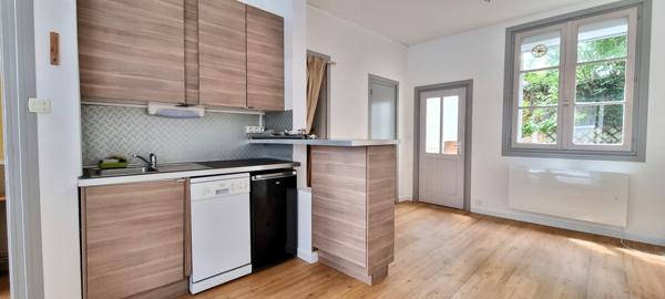 Rennes (35000) Superbe studio en rez-de-chaussée avec terrasse