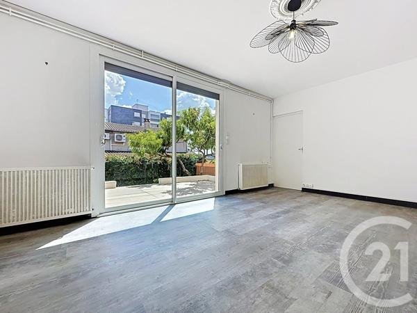 Maison à vendre  4 pièces - 90 m 2   PERIGUEUX  - 24