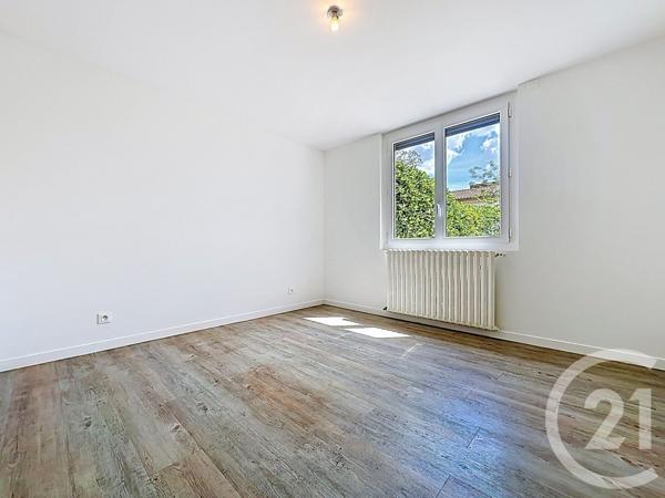 Maison à vendre  4 pièces - 90 m 2   PERIGUEUX  - 24
