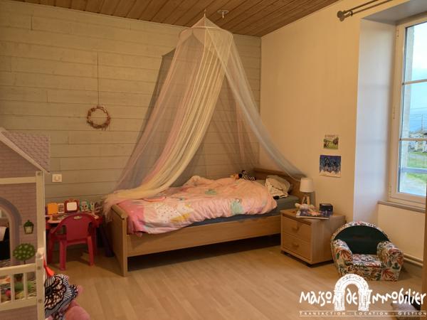 Location Maison de village - 128m² - 5 pièces - JUILLAC LE COQ