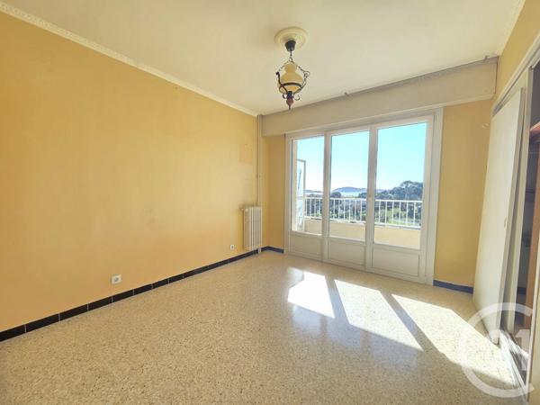 Appartement F4 à vendre  4 pièces - 79,42 m2 TOULON - 83