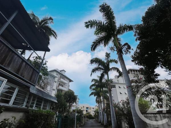 Appartement F3 Bis à vendre  4 pièces - 89,11 m2 ST DENIS - 974