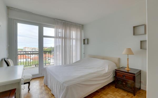 Appartement à vendre    4 pièces • 77,83 m2 Saint-Jean-de-Luz