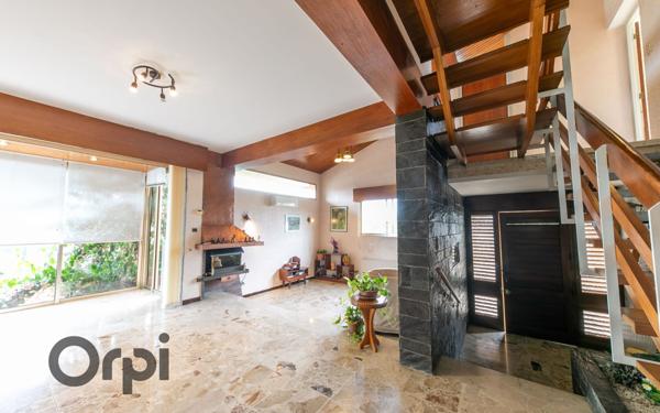 Maison à vendre    5 pièces •  Corneilla-del-Vercol