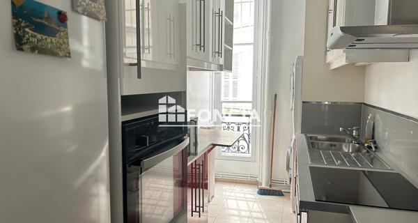 Location Appartement 3 pièces 71.36 m² - Paris 75008