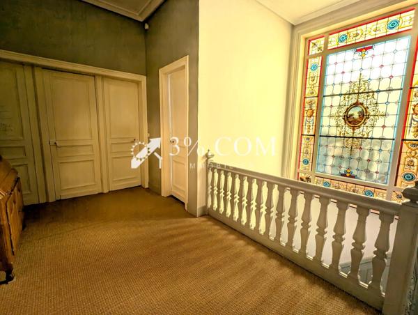 Maison 7 pièce(s) 6 chambre(s) 265 m²