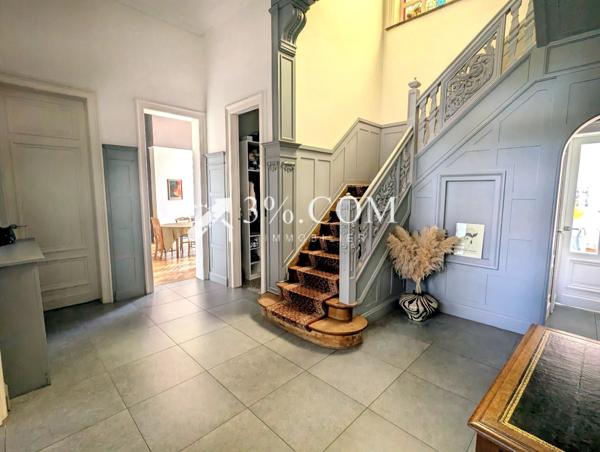 Maison 7 pièce(s) 6 chambre(s) 265 m²