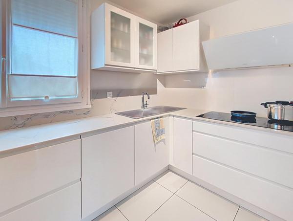 ? À VENDRE – Appartement 4 pièces entièrement rénové à Carbon-Blanc (33)
