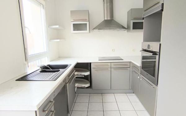 Appartement à louer    4 pièces •  Reims