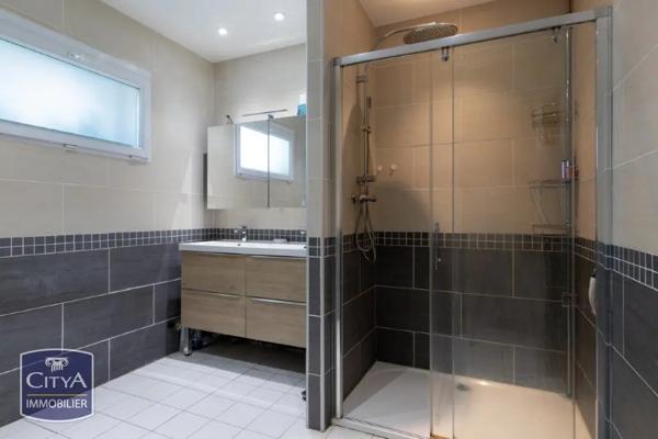 Maison à vendre 4 pièces 94m² Neuville-sur-Saône (69250)