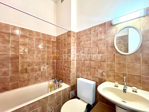 Vente
                Appartement30,31 m² - 2 Pièces -
                    ROYAN (17200)
