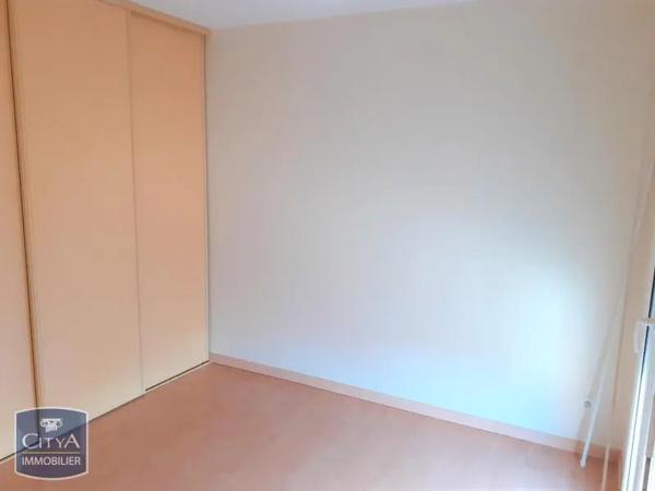Appartement à louer 2 pièces 56.28m²
