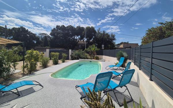 Appartement à louer    4 pièces •  Villeneuve-lès-Avignon