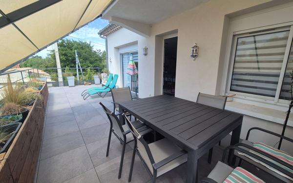 Appartement à louer    4 pièces •  Villeneuve-lès-Avignon
